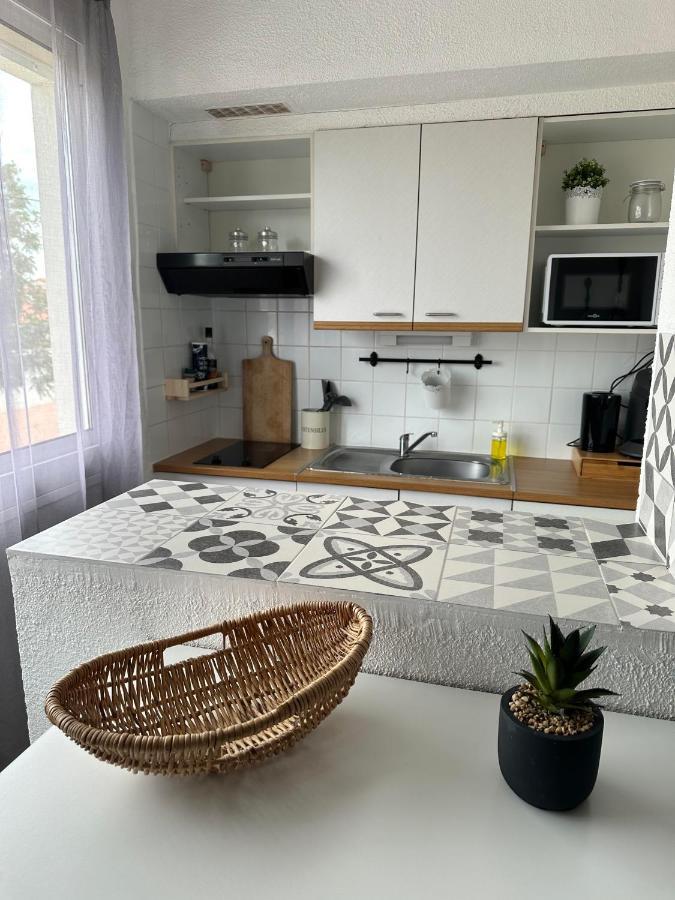 Charmant studio lumineux Florida plage Apartment Canet-en-Roussillon Exterior foto